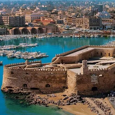 Apartment Old Port Heraklion (Crete)